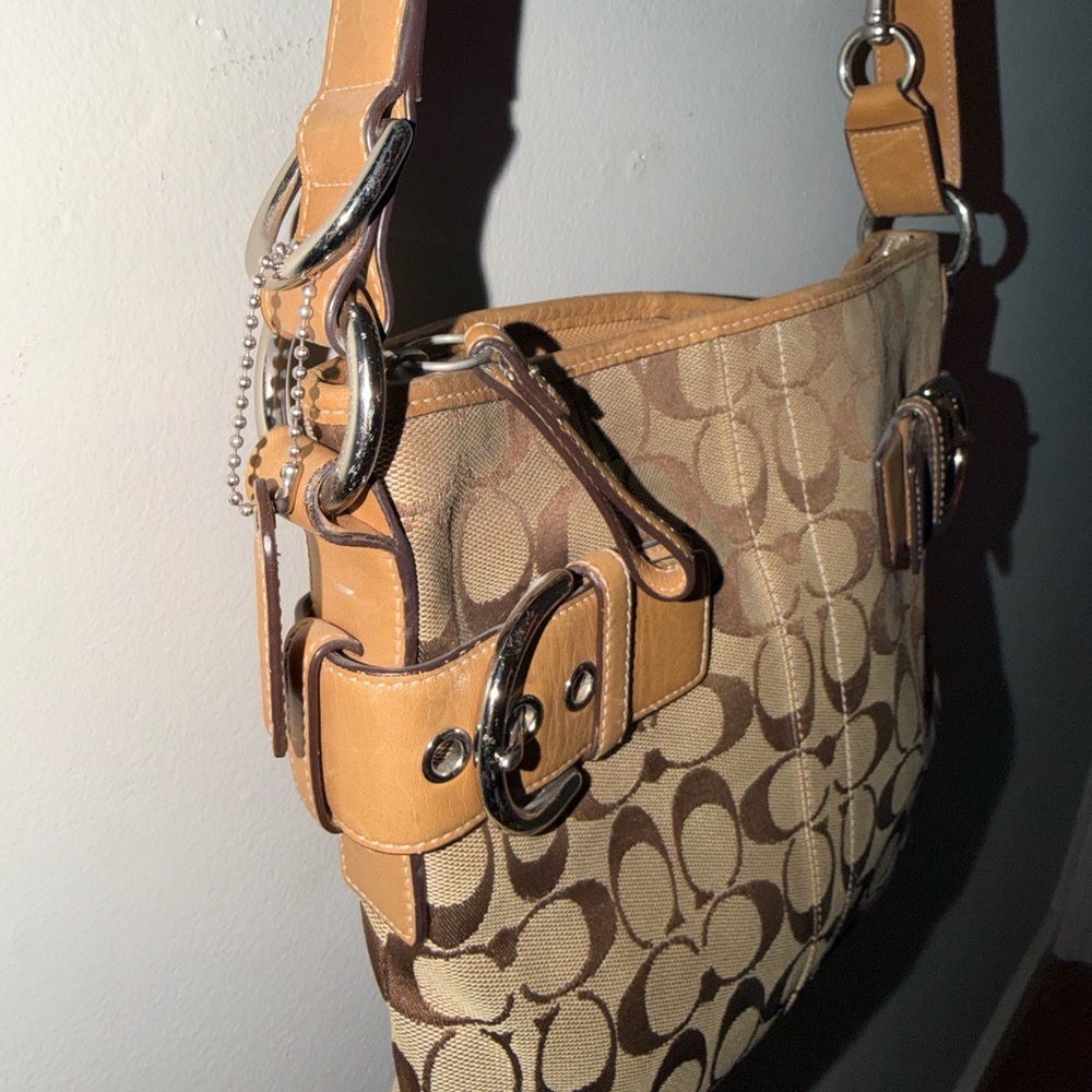 Classic Coach Brown Signature Shoulder Bag with Buckles - Picture 5 of 9